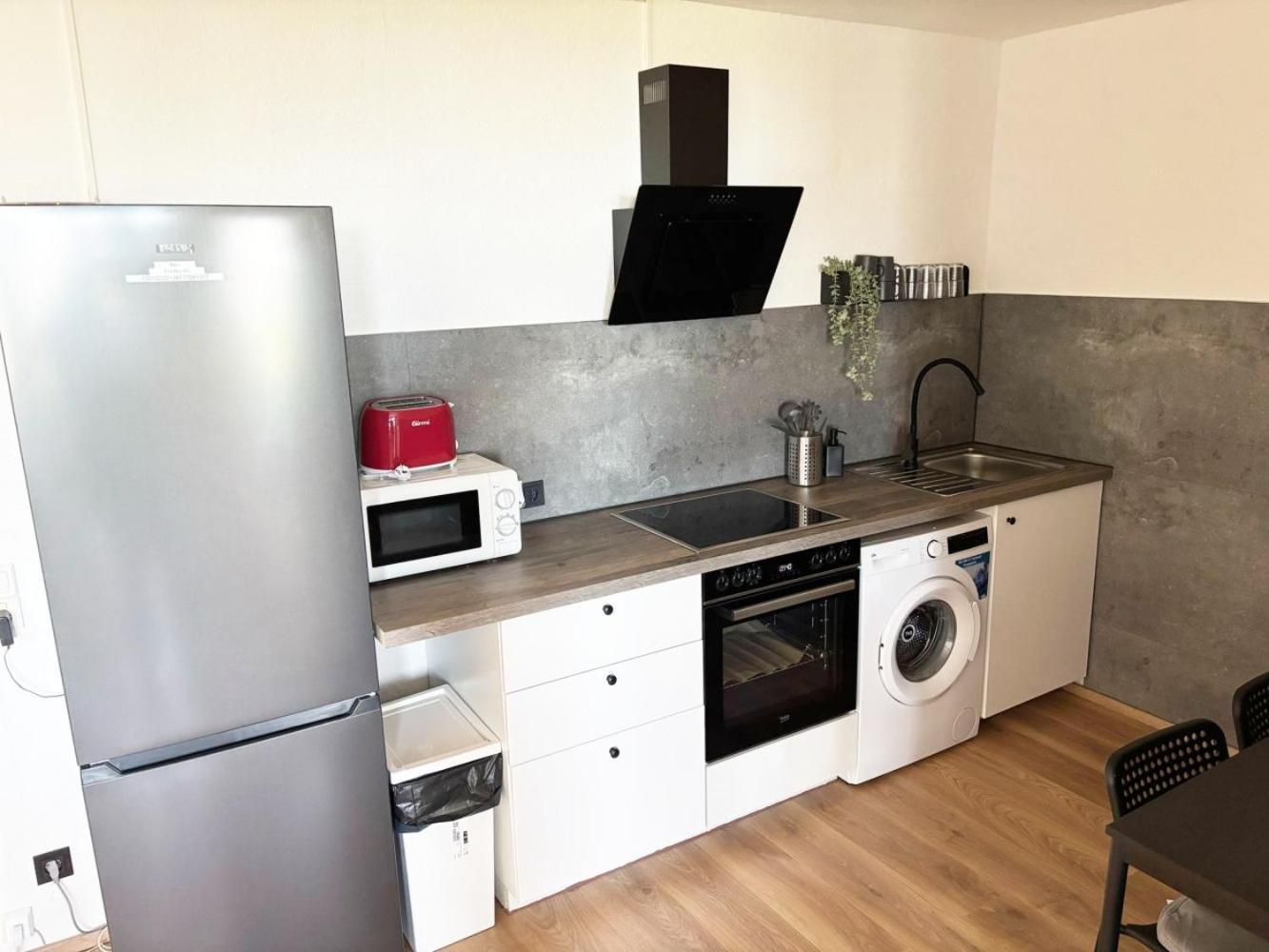 Cologne Fair Apartment With Cathedral View Экстерьер фото